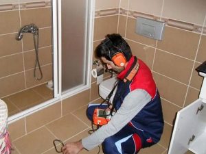 تشخیص ترکیدگی لوله با دستگاه - لوله بازکنی در کرج - چاه بازکنی در اندیشه - چاه بازکنی در فردیس